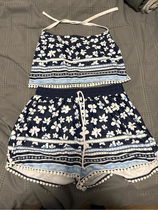 Amazon Other - Navy Floral Two-Piece Tank and Shorts Set with Pom Trim — Please Read!!